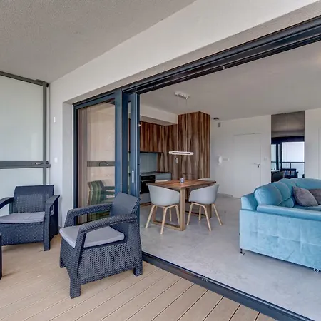 아파트 Floryda Gardenia Seaside *